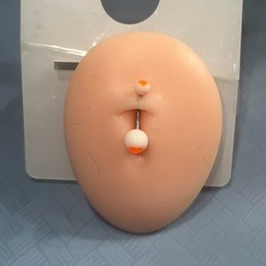 Bellybutton ring orange heart